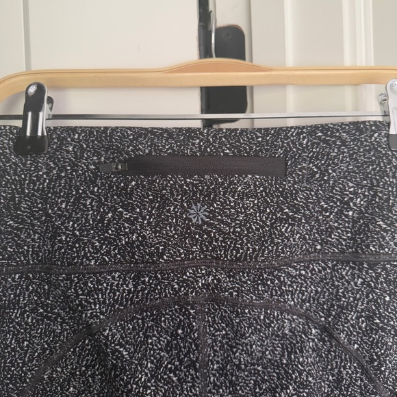 Athleta Lightning Static 7/8 Tight in Black White Print High Waisted Leggings - Picture 4 of 7